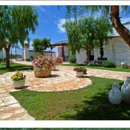 Room In Bb - Stunning Quadruple Room In Ancient Masseria Near The Sea In A Quiet Olive Trees Остуни Экстерьер фото