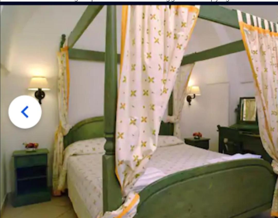 Room In Bb - Stunning Quadruple Room In Ancient Masseria Near The Sea In A Quiet Olive Trees Остуни Экстерьер фото