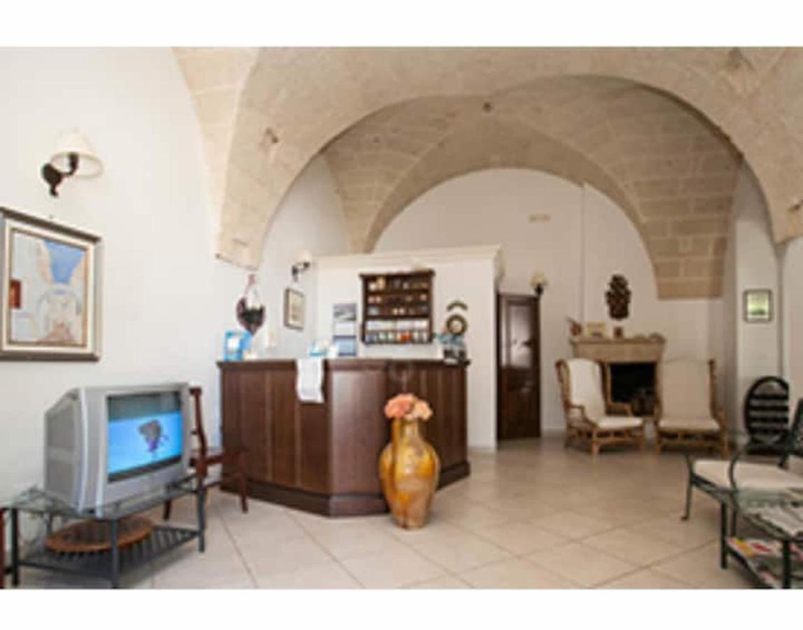 Room In Bb - Stunning Quadruple Room In Ancient Masseria Near The Sea In A Quiet Olive Trees Остуни Экстерьер фото